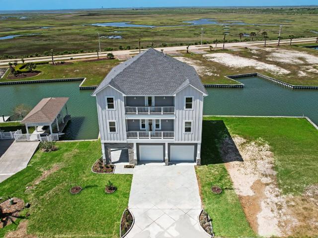 House for sale in Hitchcock, Texas