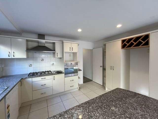 House for rent in Howick, Oroua County