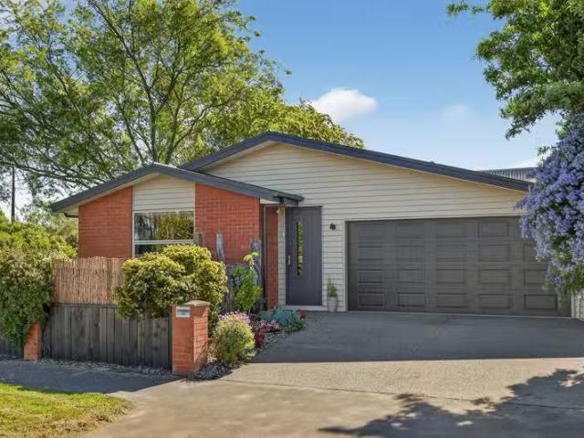House for sale in Addington, Canterbury