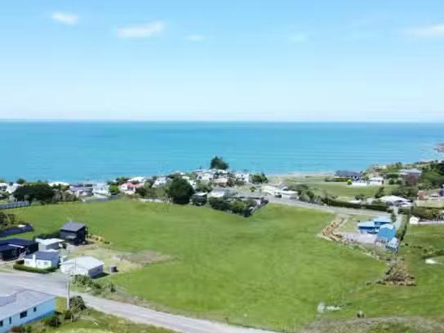 House for sale in South Hillend, Southland