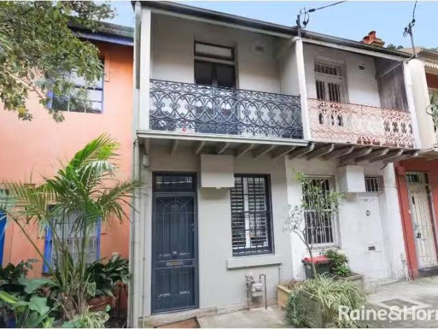 Condo for rent in Sydney, New South Wales