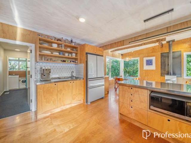 House for sale in Days Bay, Wellington