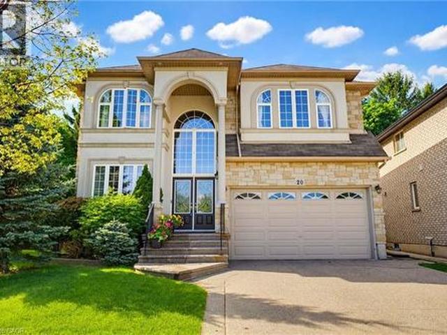 House for sale in Ancaster, Ontario