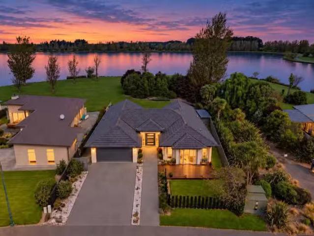 House for sale in Lake Hood, Ashburton District