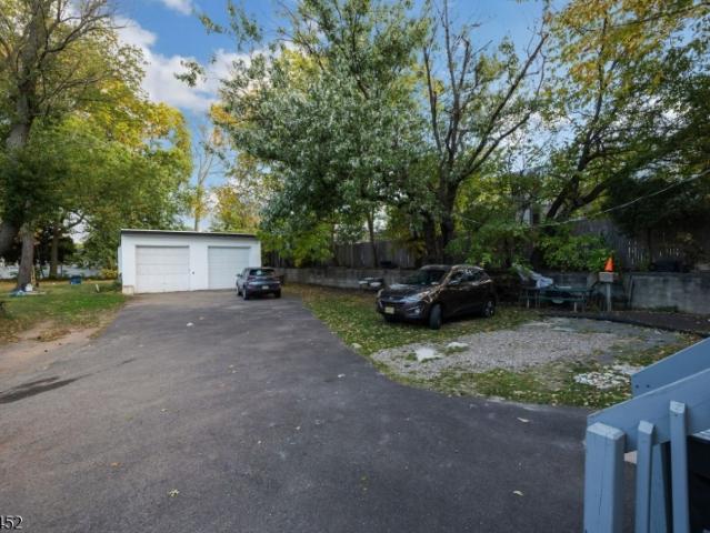 House for sale in Springfield, New Jersey