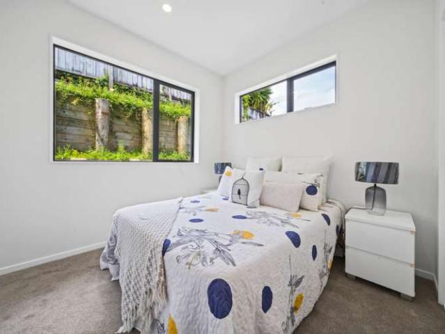 House for sale in Sunnyvale, Henderson-Massey