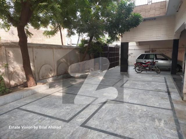 House for sale in تحصیل فیصل آباد شہر, فیصل آباد ڈویژن