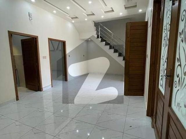 House for sale in تحصیل فیصل آباد شہر, فیصل آباد ڈویژن