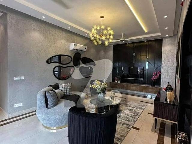 House for sale in Faisalabad, Islamabad Capital Territory