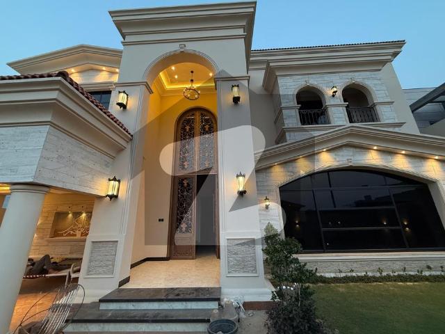 House for sale in تحصیل فیصل آباد شہر, فیصل آباد ڈویژن