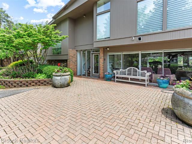 House for sale in Bloomfield Hills, Michigan