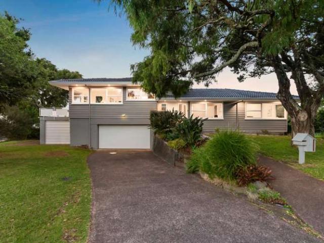 House for sale in Wairau Valley