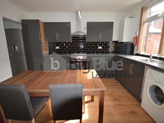 House for rent in Hyde Park, West Yorkshire