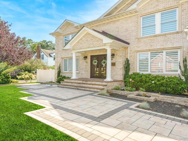House for sale in Babylon, New York