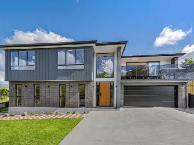 House for sale in Wairau Valley