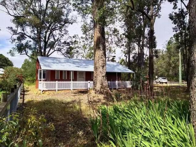 House for rent in Cloverdale, Western Australia