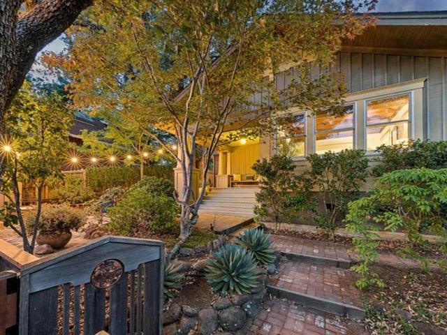 House for sale in San Anselmo, California