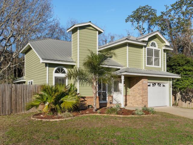 House for sale in Shalimar, Florida
