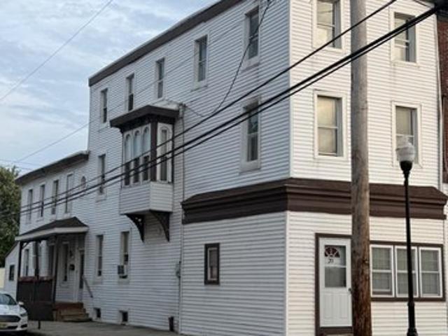 Townhouse for sale in Gloucester City, New Jersey
