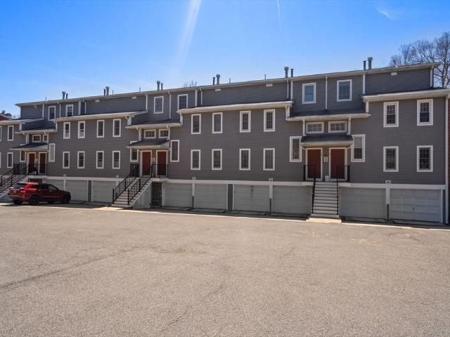 Condo for sale in Dedham, Massachusetts