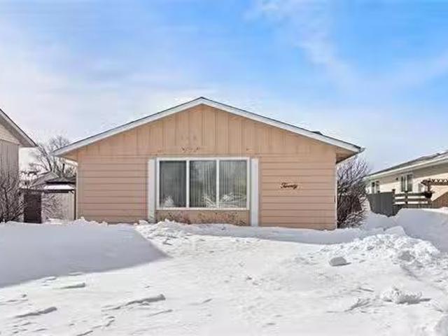 House for sale in East St. Paul, Manitoba