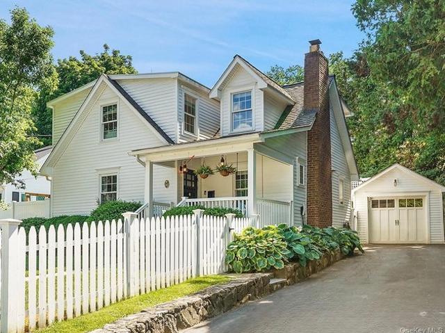 House for sale in Bedford, New York