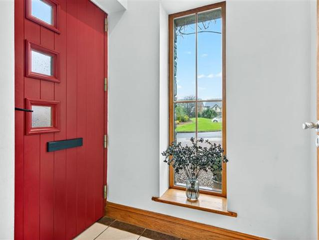 Detached House for sale in Moneygold, Connacht