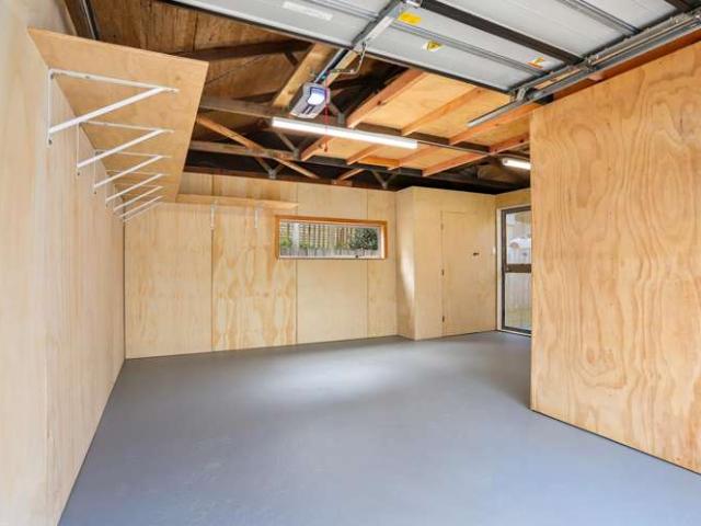 House for sale in Glen Eden, Waitākere Ranges