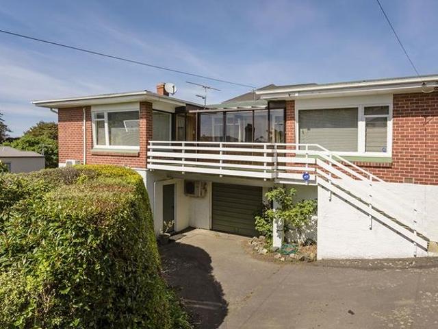 House for rent in Otakou