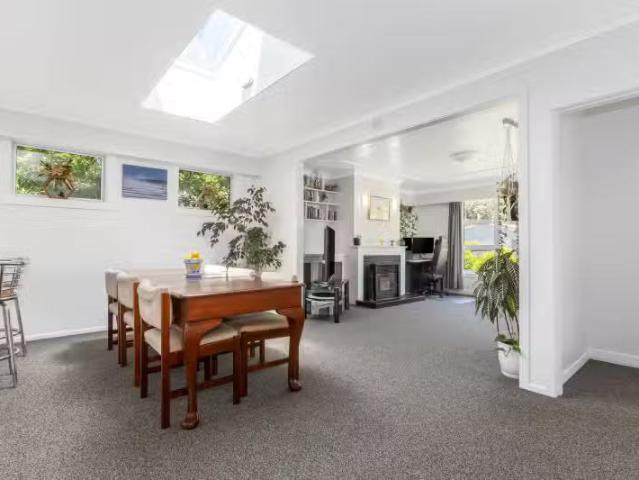 House for sale in Days Bay, Wellington