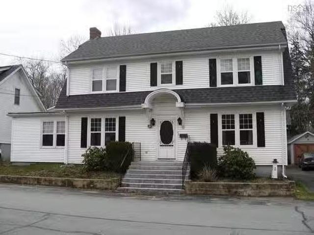House for sale in Liverpool, Nova Scotia