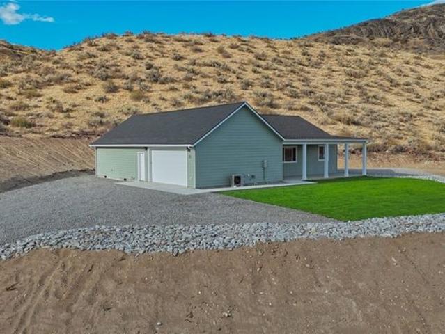 House for sale in Omak, Okanogan County