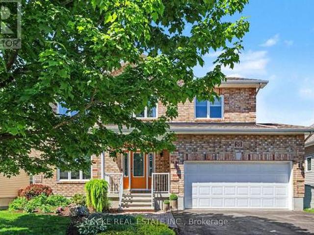 House for sale in Russell, Ontario