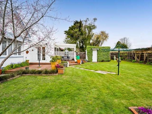 House for sale in Stratford, Stratford District