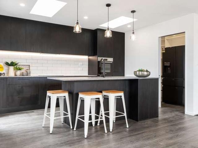 House for sale in Chaslands, Canterbury