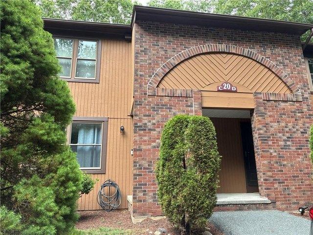 Townhouse for sale in Smithfield, Rhode Island