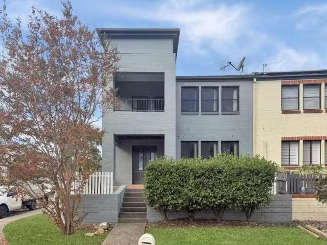 Condo for rent in Sydney, New South Wales