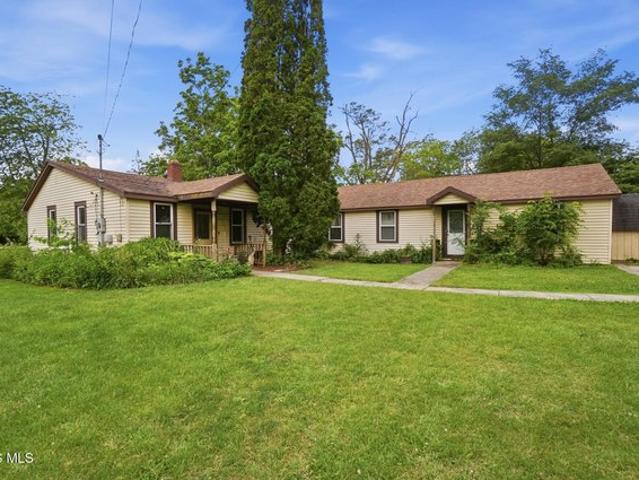House for sale in Luckey, Ohio