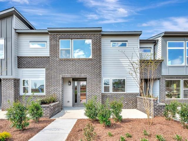 Townhouse for sale in Chatham, North Carolina