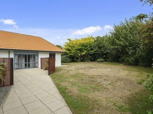 House for rent in Paraparaumu, Wellington