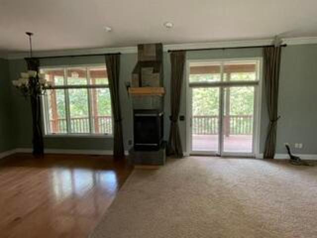 House for sale in Stone, Missouri