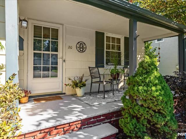 House for sale in Fair Lawn, New Jersey