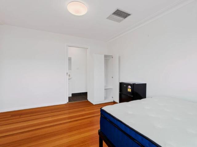 Room for rent in Camerons Creek, Victoria
