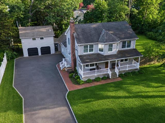 House for sale in Centereach, Town of Brookhaven