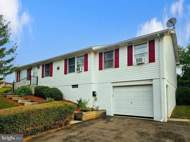 House for sale in Hanover, Pennsylvania