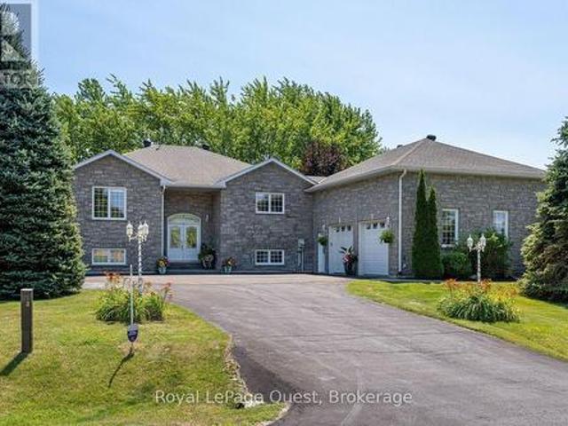 House for sale in Tiny, Ontario