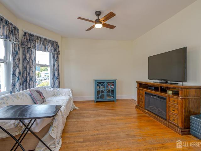 House for sale in Avenel, New Jersey