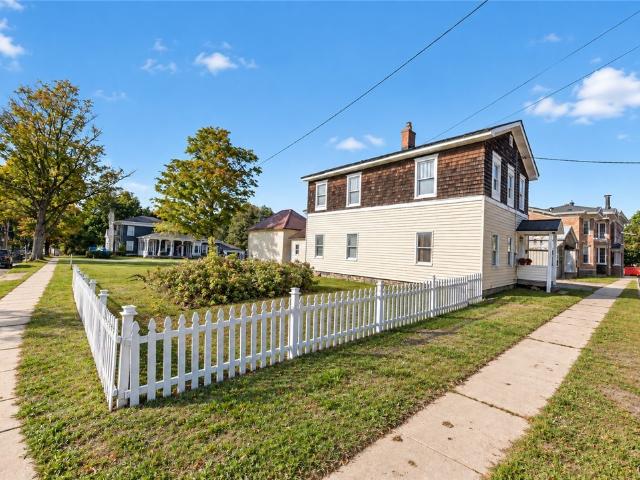 House for sale in Village of Pulaski, Town of Richland
