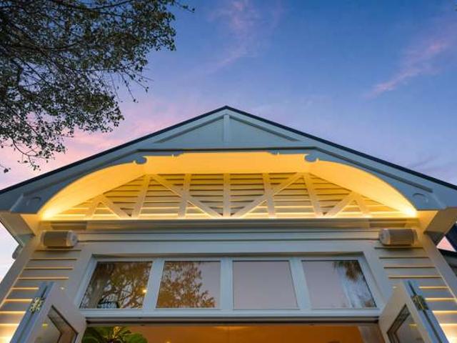 House for sale in Christchurch Central, Linwood-Central-Heathcote Community