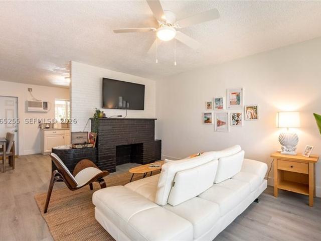 House for sale in Dania, Florida